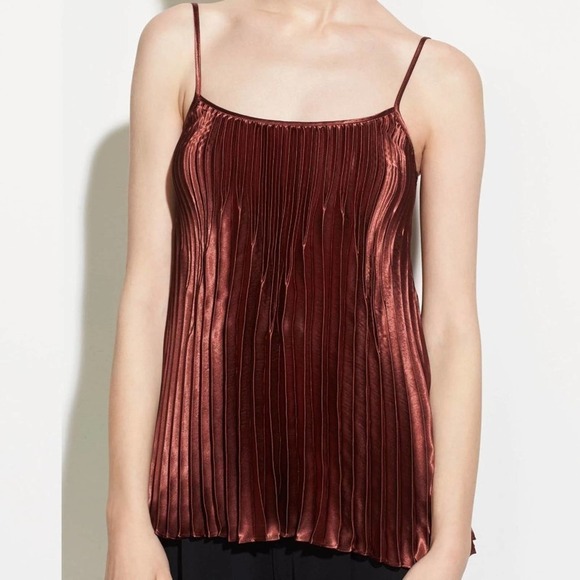 NWT Vince Chevron Pleated Accordion Tank in Anise Burgundy Size M MSRP 265 - Picture 1 of 8